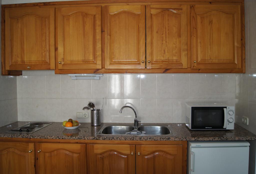Barceloneta Upartments Apartment Figueres  Bagian luar foto
